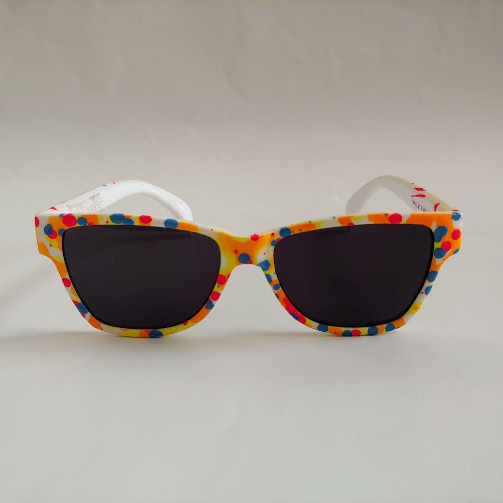 (NWT) Vintage 90's Kids Nylon Frame Sporty Sunglasses (Orange Rainbow)